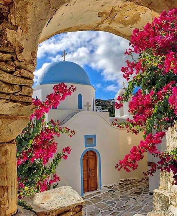 Greek island of Paros online puzzle