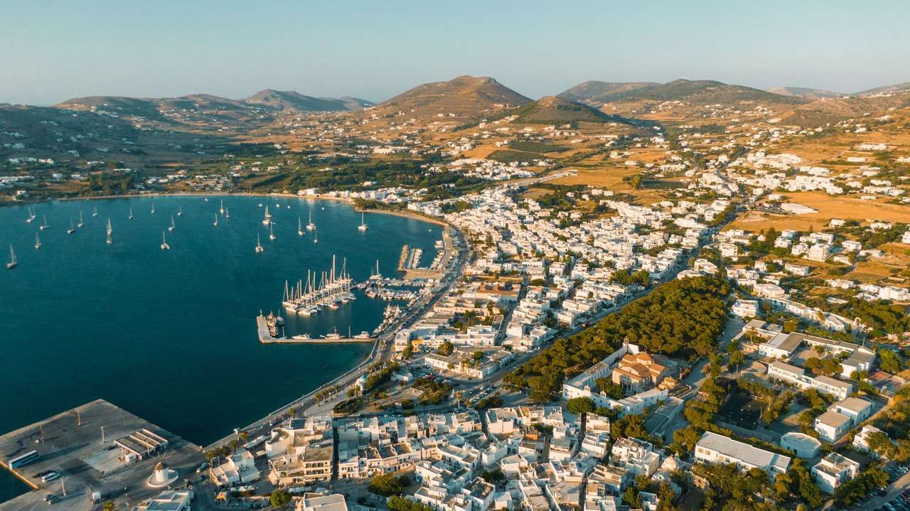 Греческий остров Парос Парикия пазл онлайн