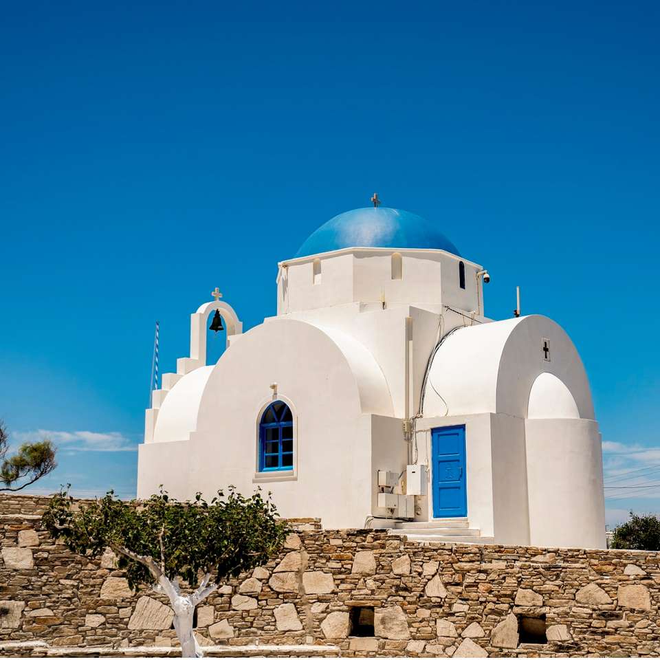 Греческий остров Антипарос онлайн-пазл