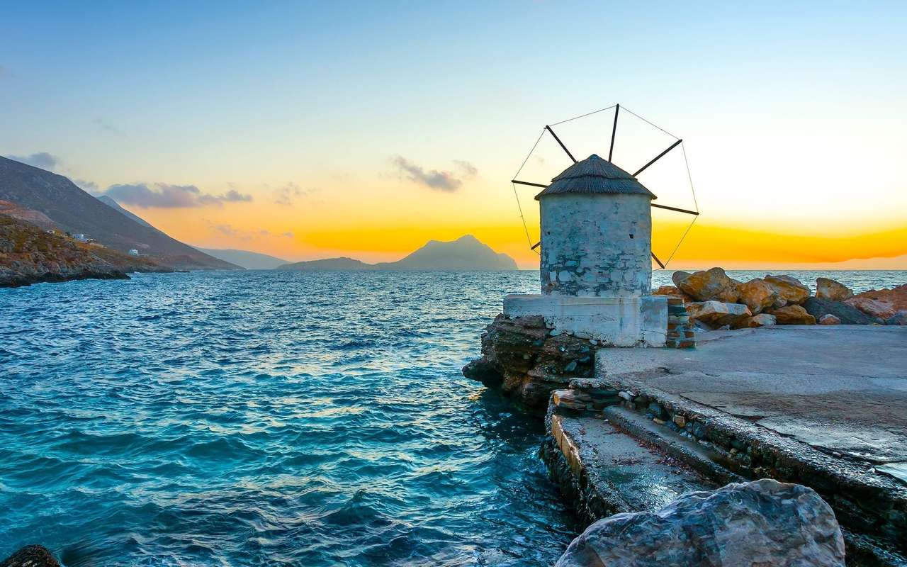 アモルゴス島のギリシャの島 オンラインパズル