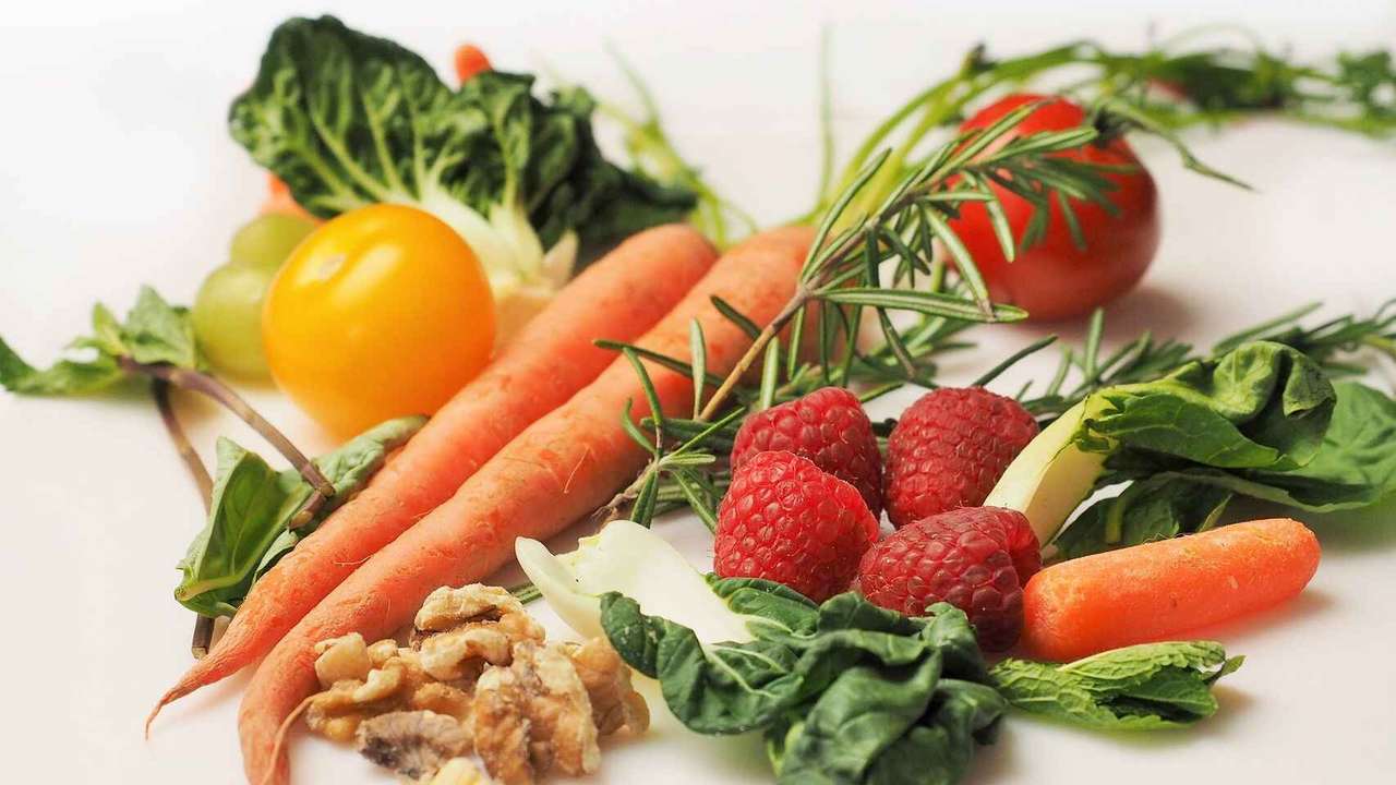 HEALTHY NUTRITION jigsaw puzzle online