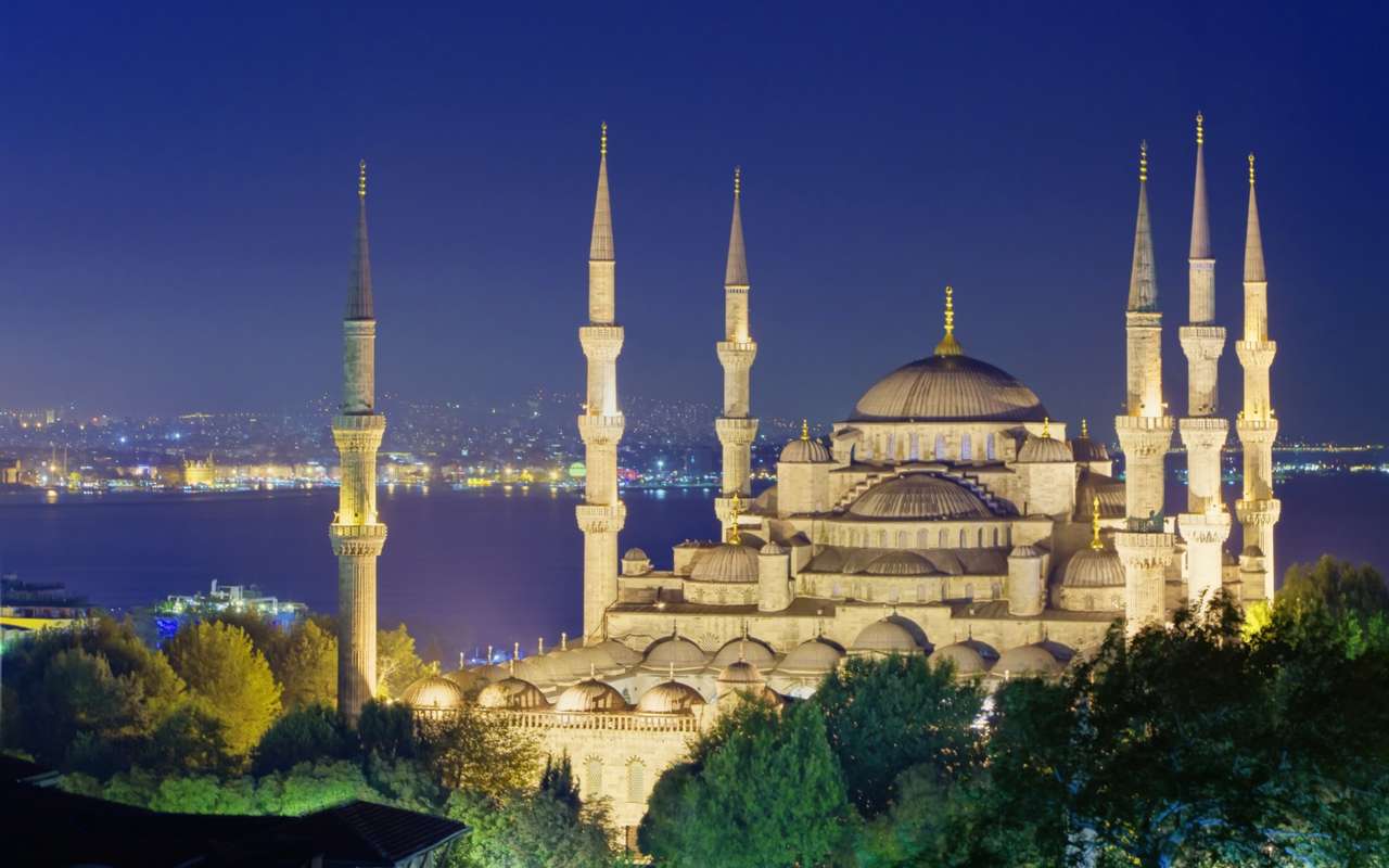 Нічний Стамбул онлайн пазл