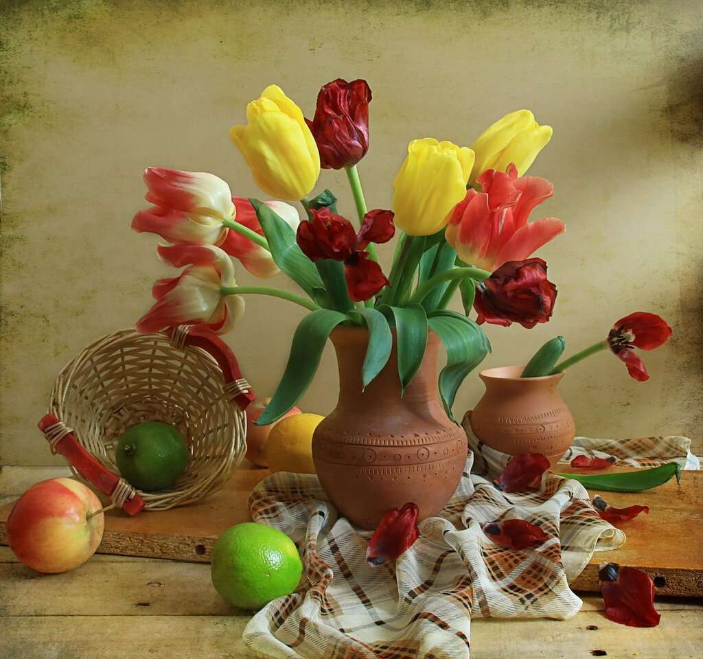bodegón de tulipanes rompecabezas en línea