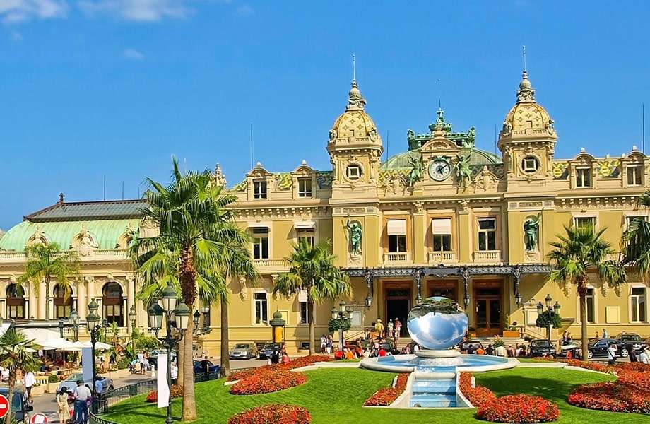 Gebäude in Monaco Online-Puzzle
