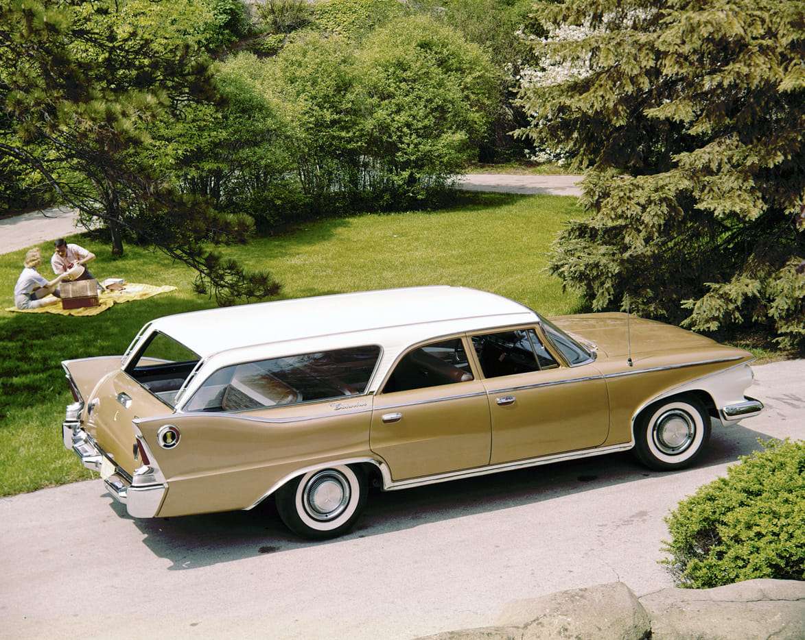 1960 Plymouth Sport Suburban puzzle online