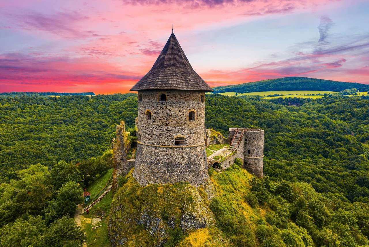 Castelo Somoskő quebra-cabeças online