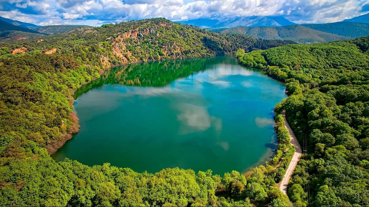 Lake Ziros Grekland pussel på nätet
