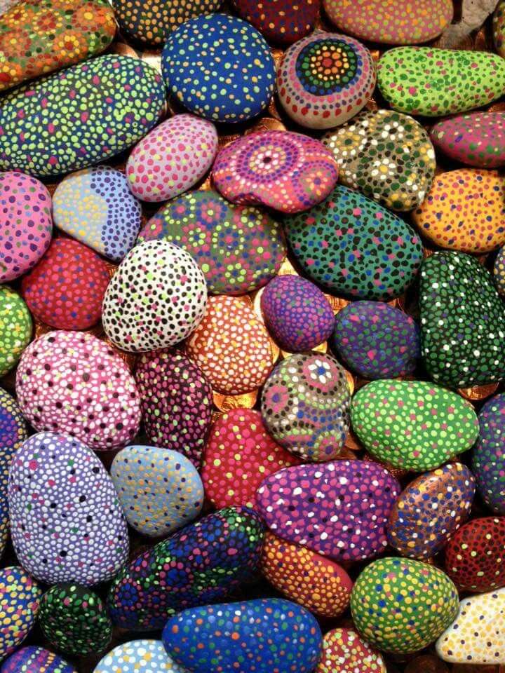 Colorful pebbles jigsaw puzzle online