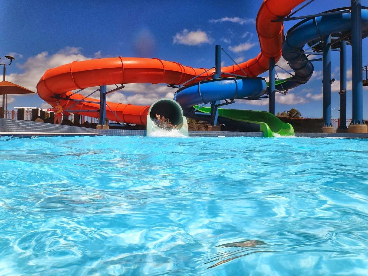 Воден парк Плувен басейн онлайн пъзел