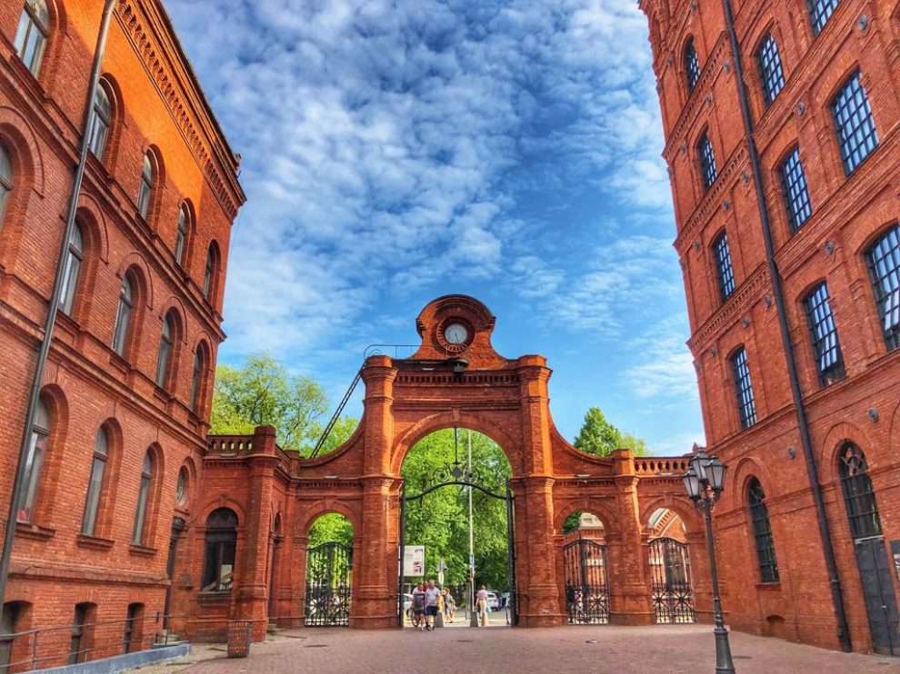 Poarta din Łódź - un centru comercial și de divertisment puzzle online