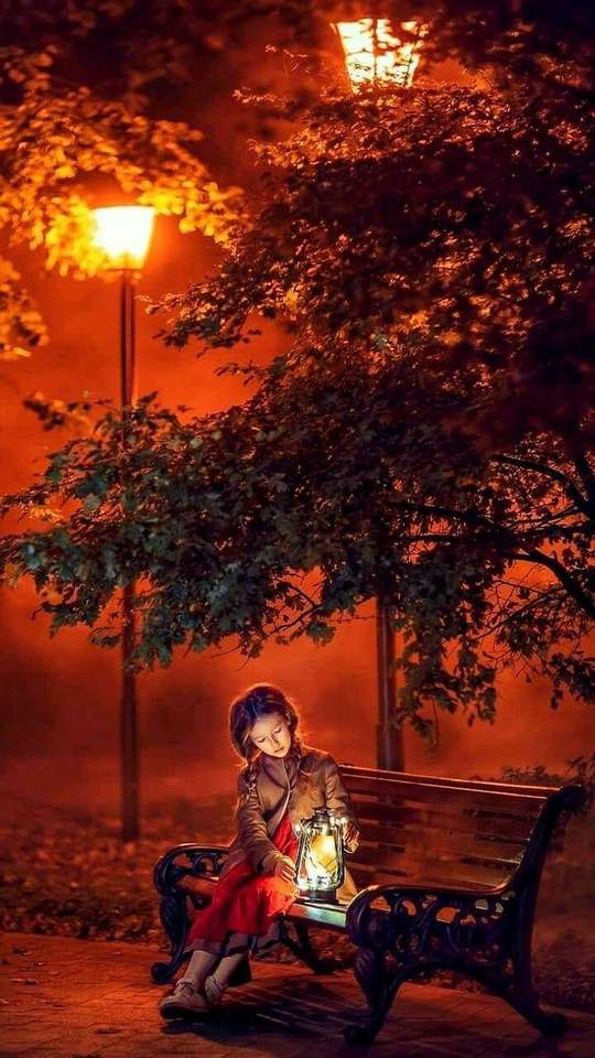 Petite fille avec une lanterne puzzle en ligne