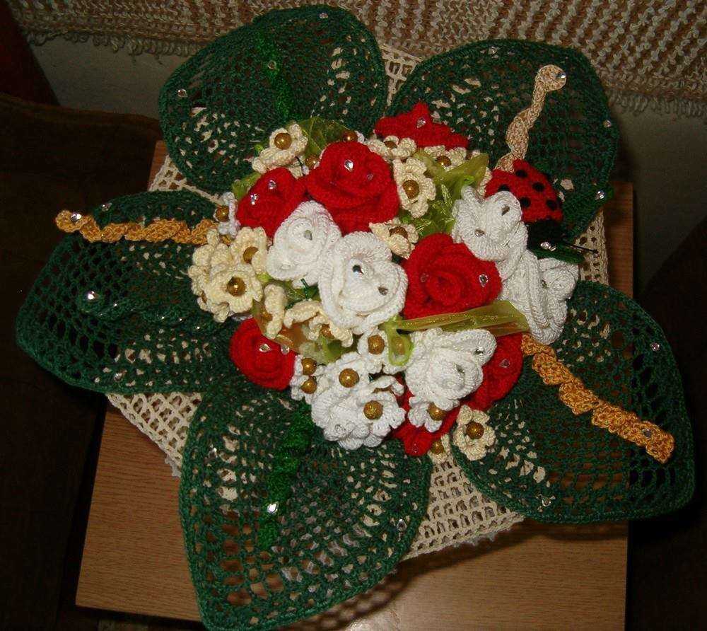 Bouquet de fleurs au crochet puzzle en ligne
