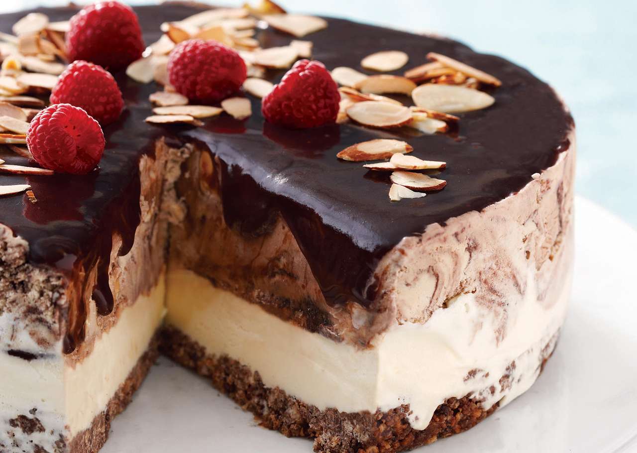 cheesecake de chocolate en capas rompecabezas en línea
