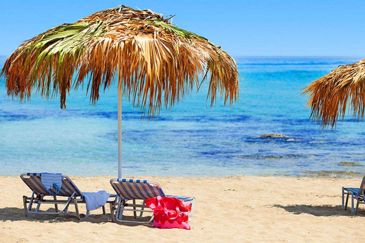 Odihnă pe plajă în Cipru puzzle online