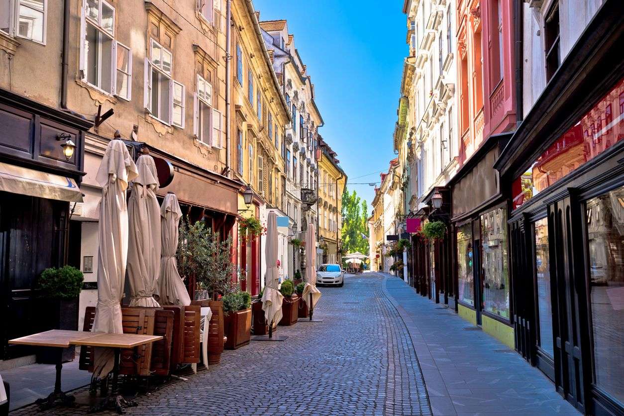 strada din Ljubljana jigsaw puzzle online