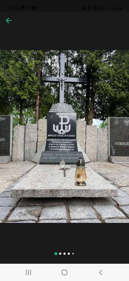 Monument aux soldats de l'Armée de l'Intérieur puzzle en ligne