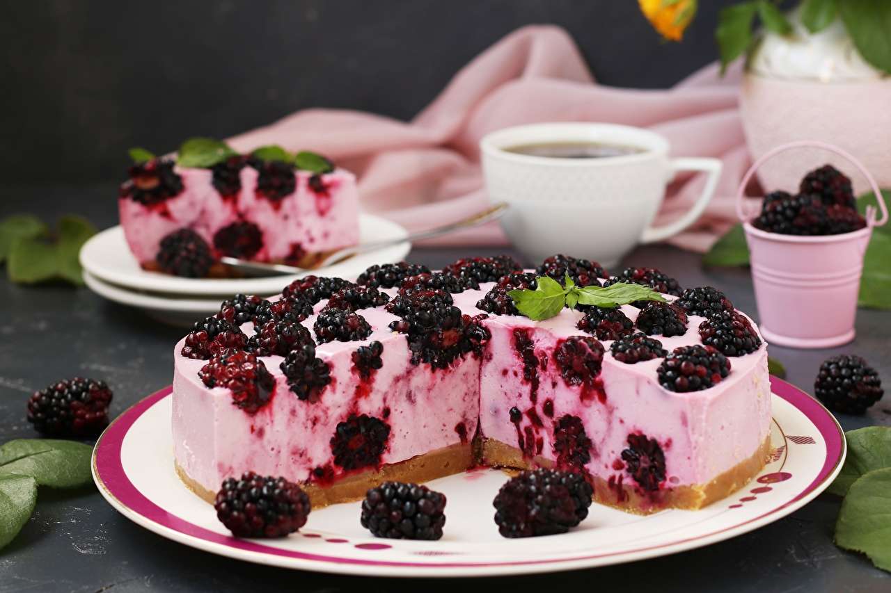 Cheesecake cu mure jigsaw puzzle online