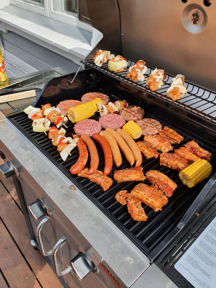 Afternoon BBQ jigsaw puzzle online