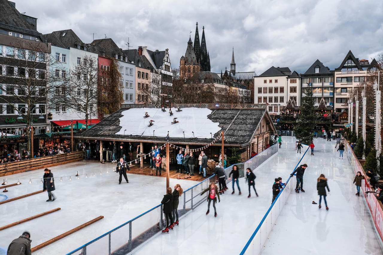 Ice rink in Cologne online puzzle