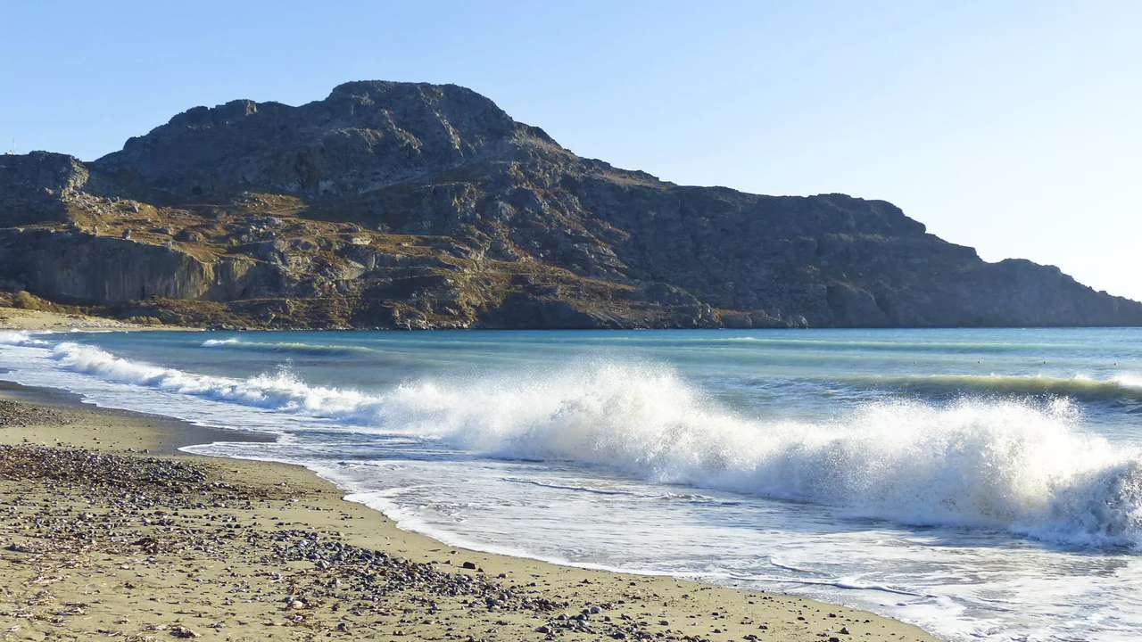 Plage de Plakias sur l'île de Crète puzzle en ligne