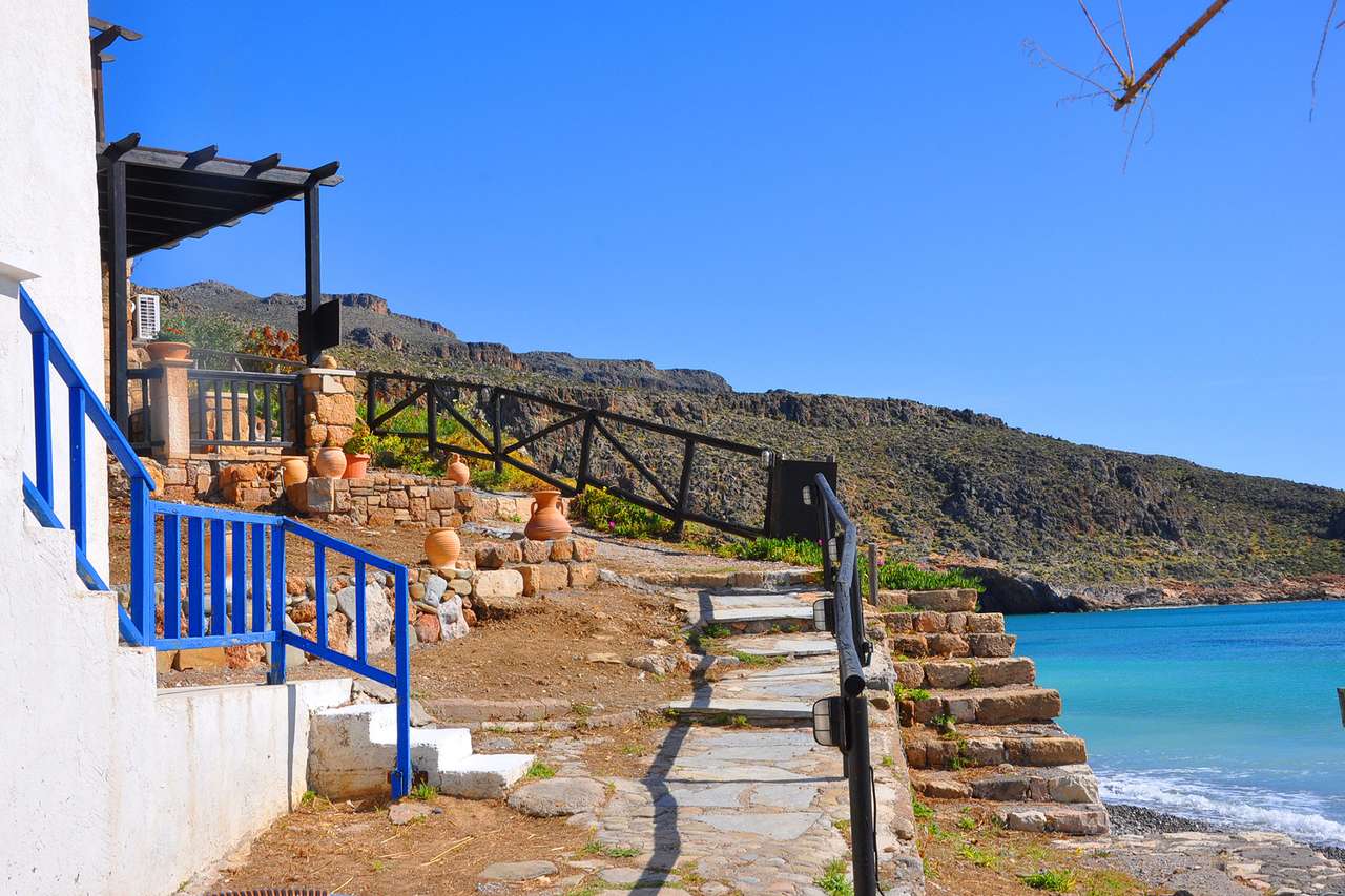 Квартири на пляжі острова Крит Закрос пазл онлайн