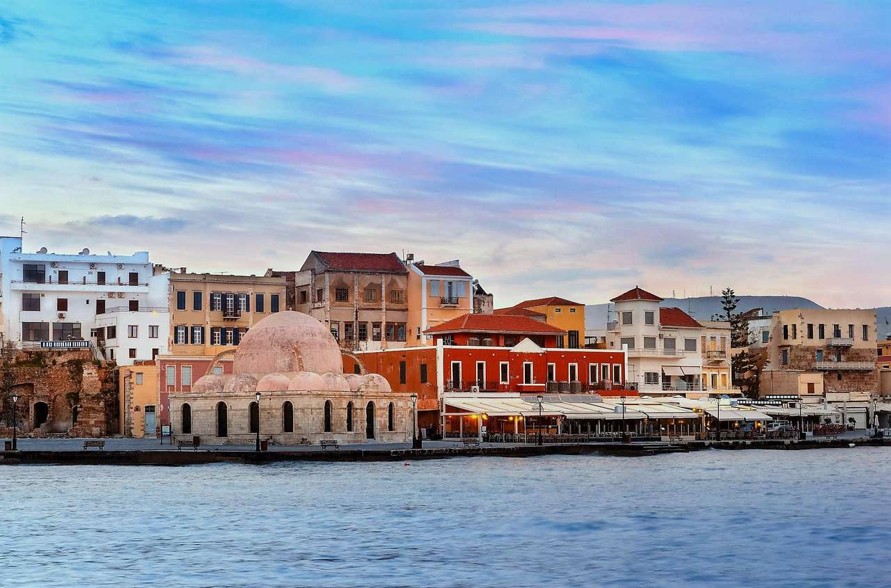 Città portuale di Chania dell'isola di Creta puzzle online