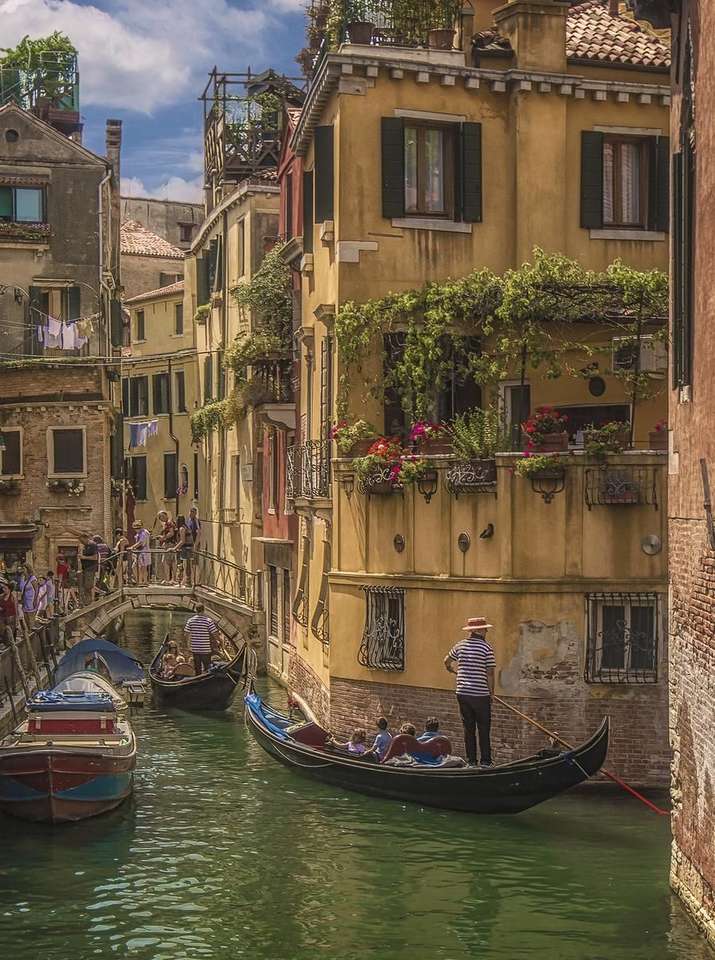 Красотата на венецианските къщи онлайн пъзел