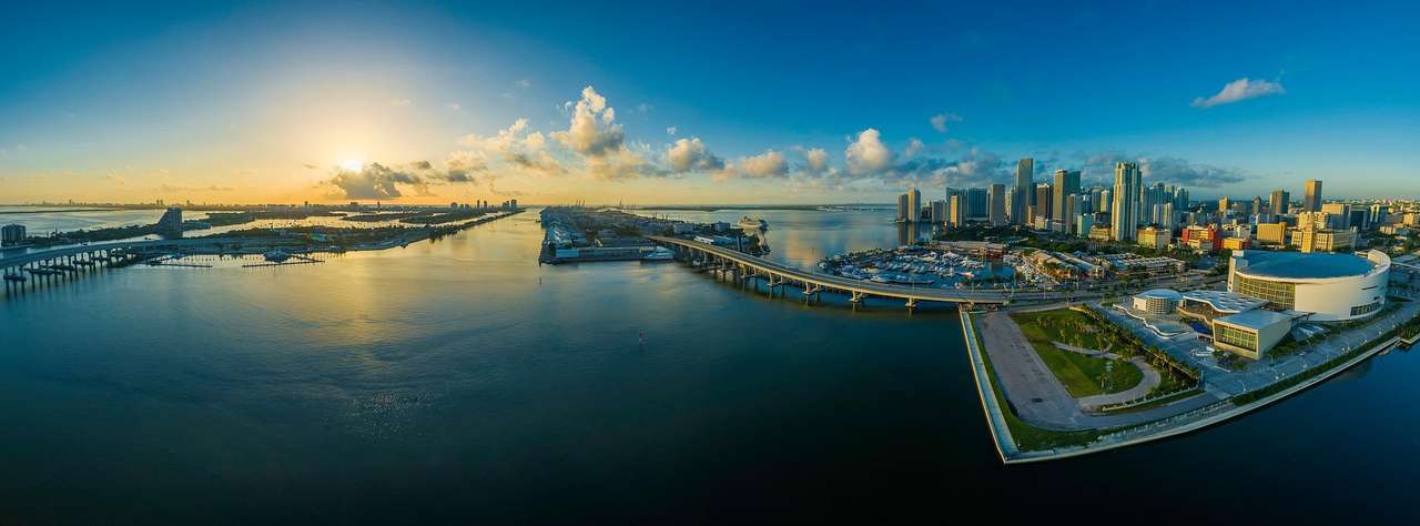 Панорама Маями онлайн пъзел