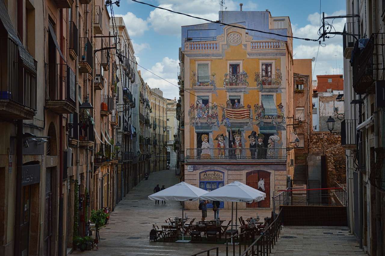 Praça dos Sedassos em Tarragona quebra-cabeças online