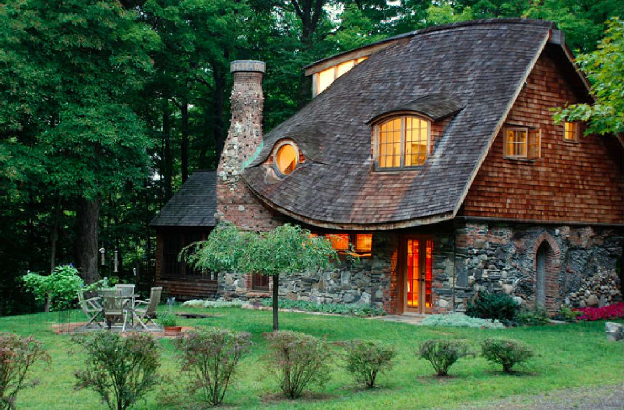 Lovely cottage online puzzle