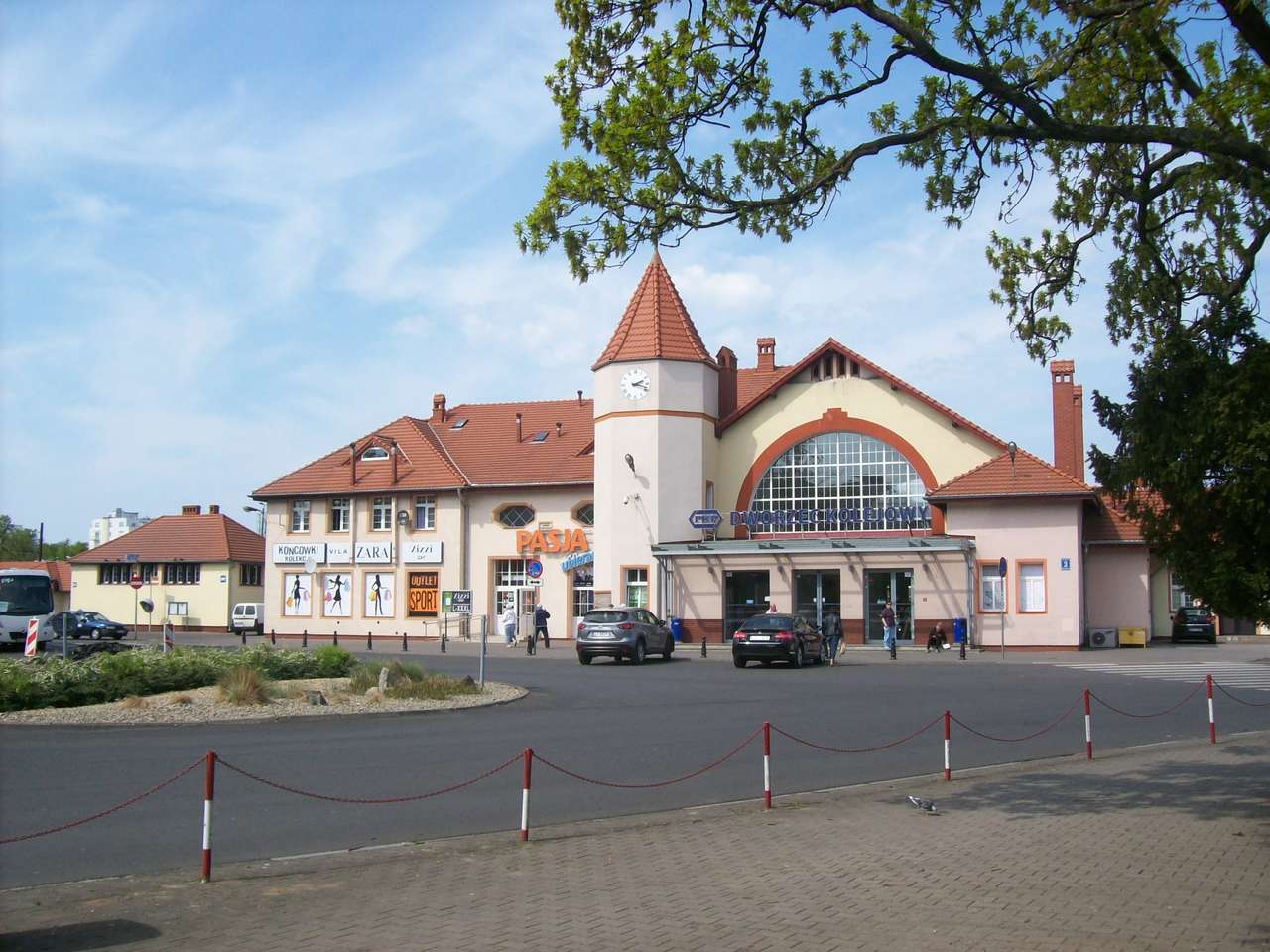 Train Station jigsaw puzzle online
