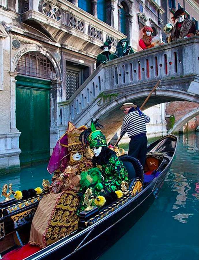 Die berühmten venezianischen Kostümbälle, ich wünschte, ich könnte dorthin gehen Online-Puzzle