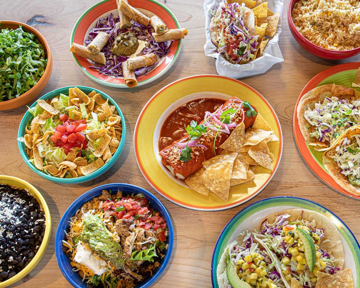 Plates of Mexican Food online puzzle