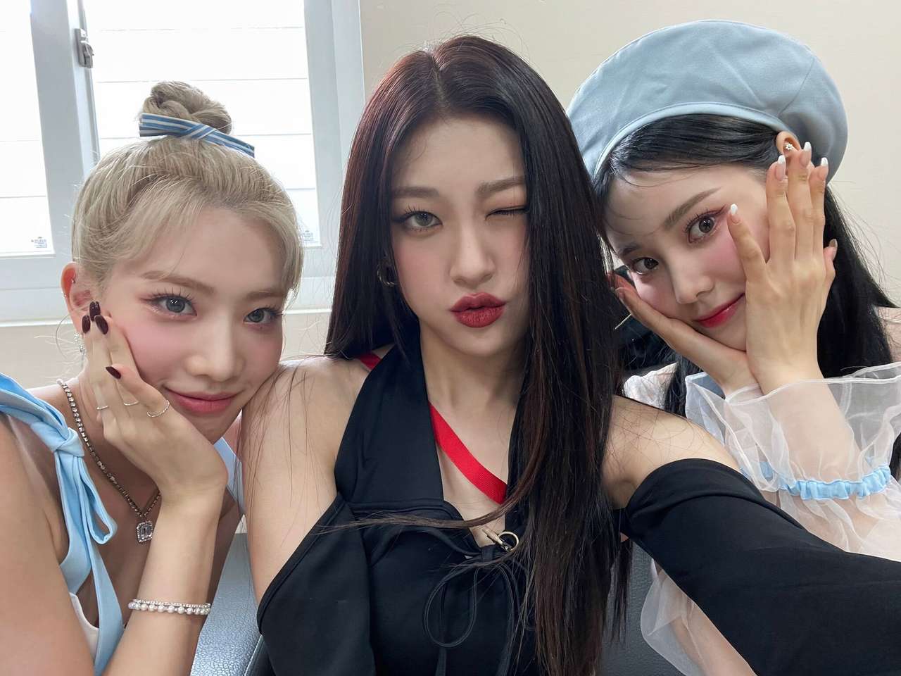 loona ot3 онлайн пъзел