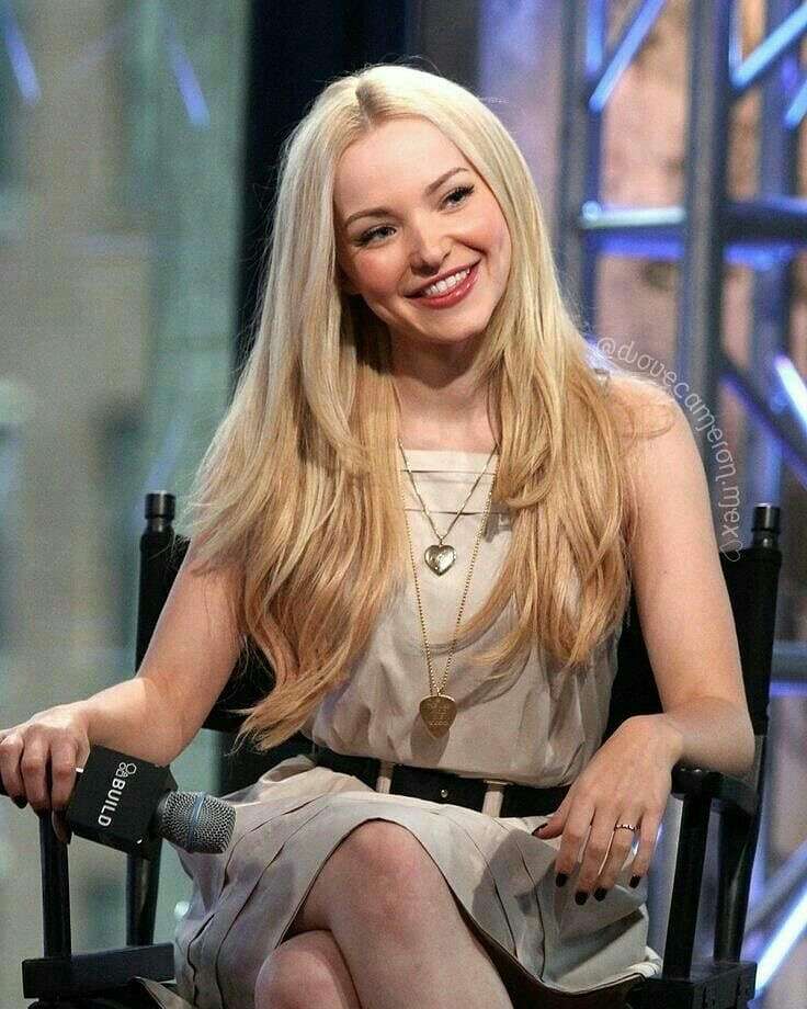 Dove cameron rompecabezas en línea