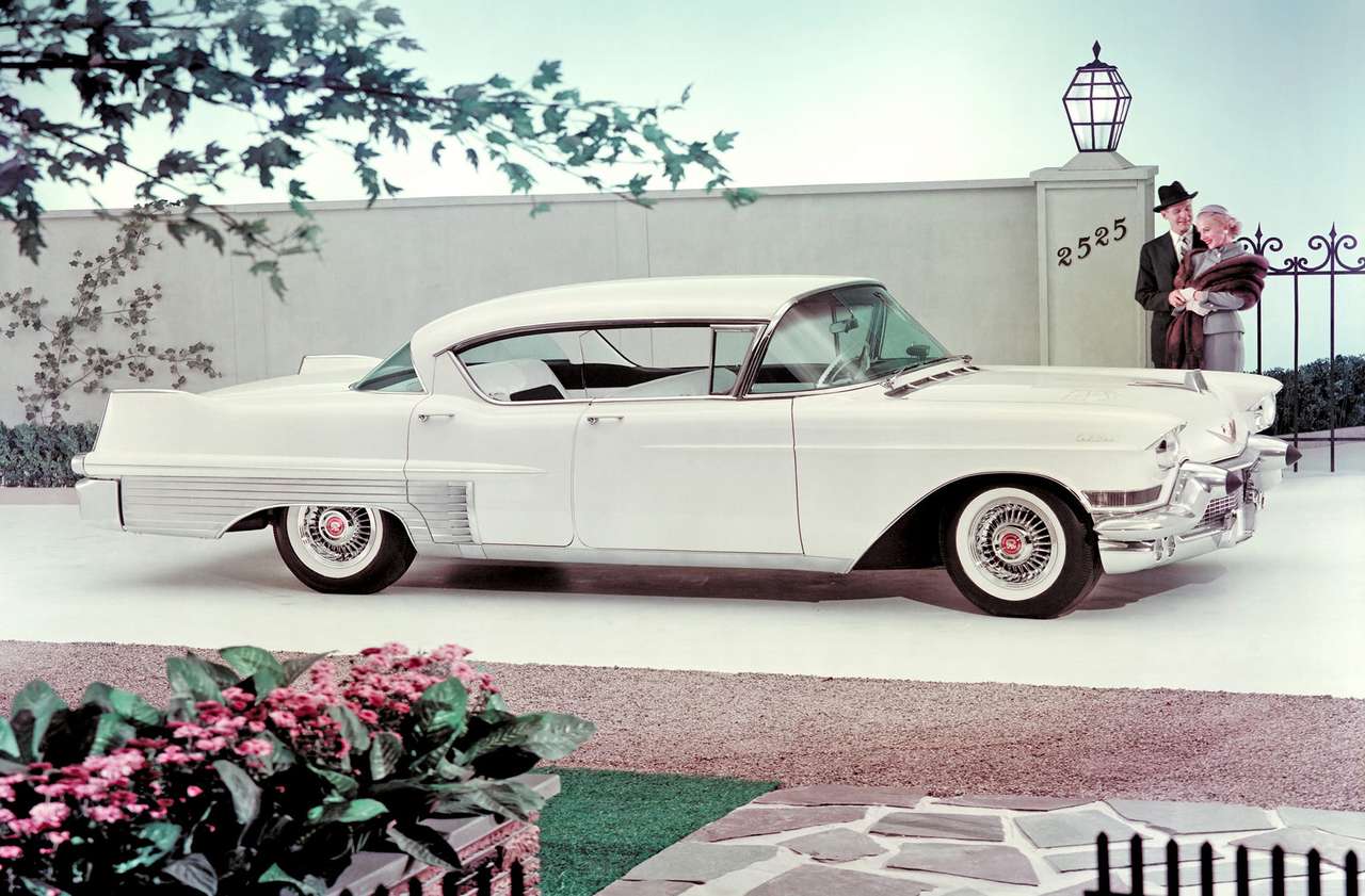1957 Cadillac Fleetwood Sixty Special онлайн пъзел