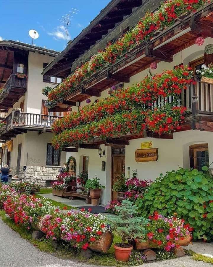 Haus in der Schweiz Online-Puzzle