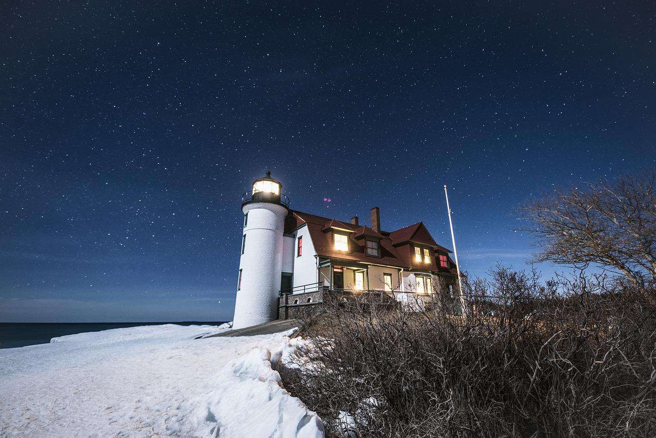 Lighthouse House online puzzle