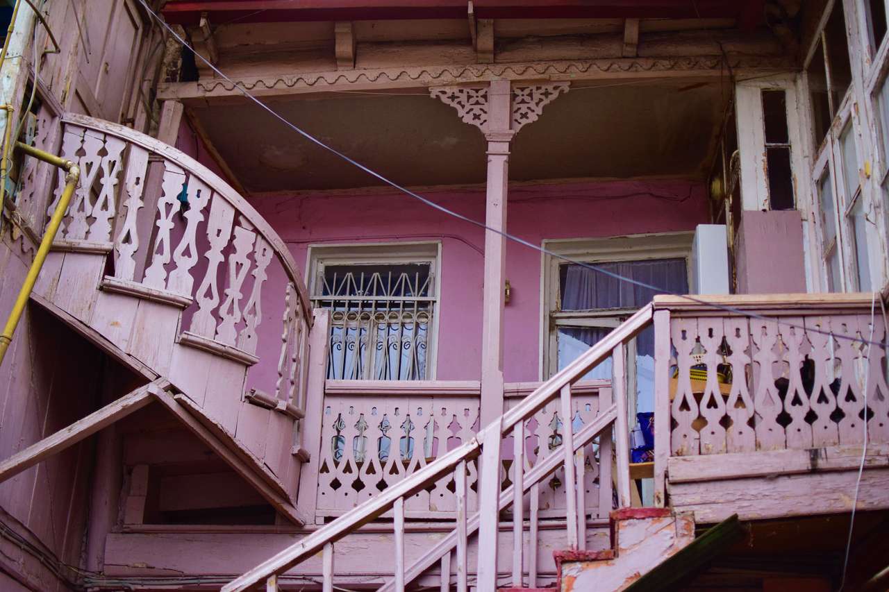 Old pink house rompecabezas en línea