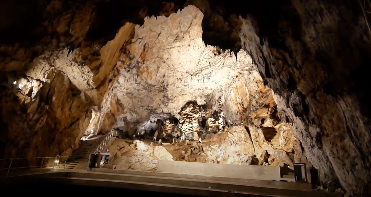 Grotta di stalattiti puzzle online