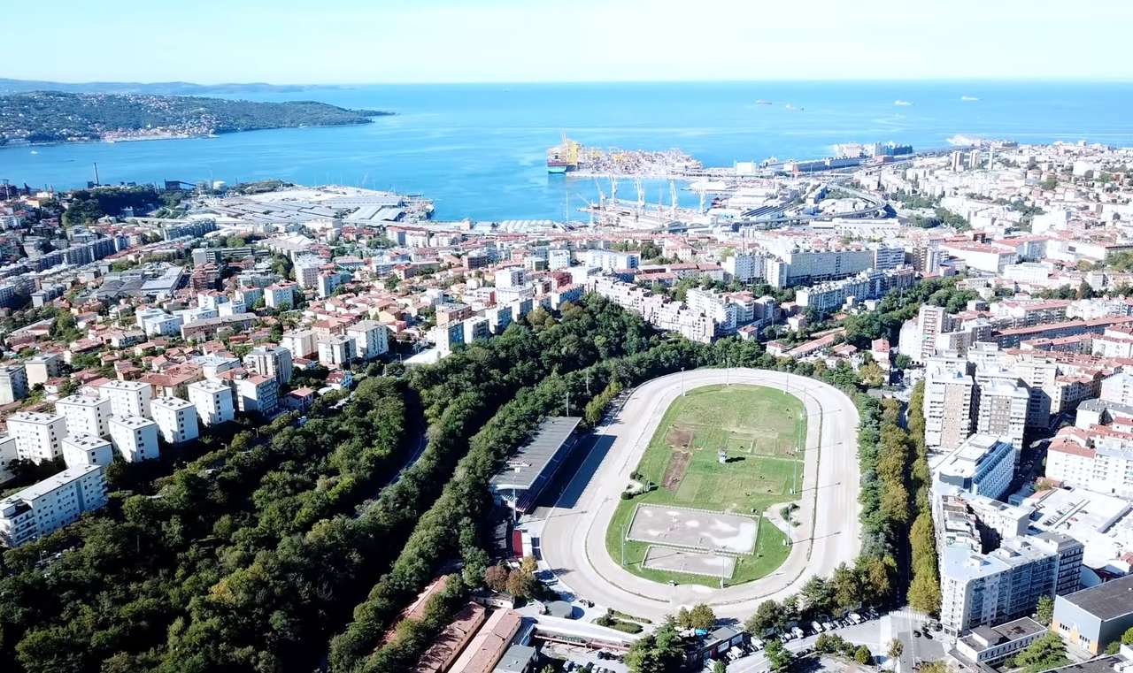 Staden Trieste Pussel online