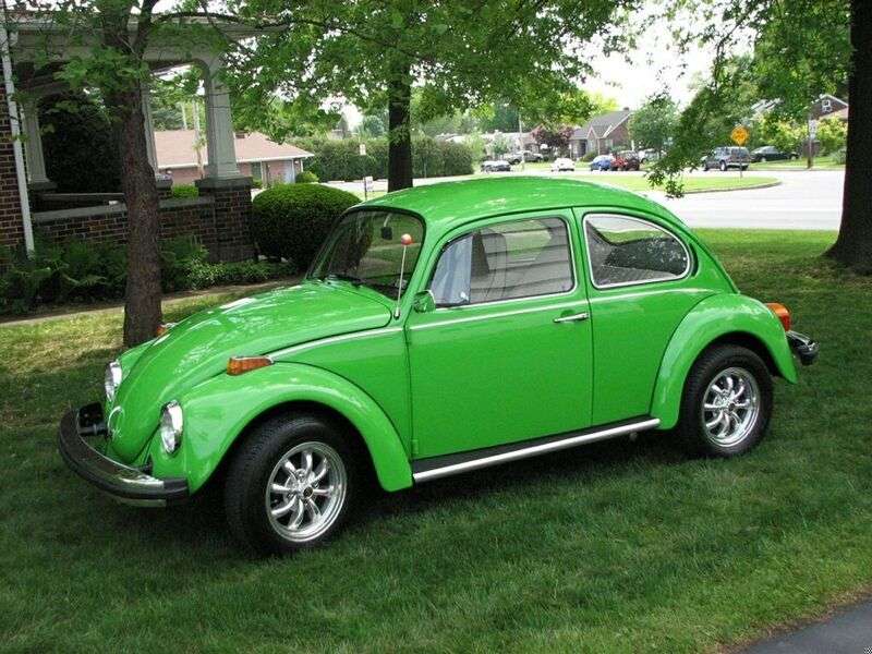 Bil Volkswagen Beetle År 1974 #2 pussel på nätet