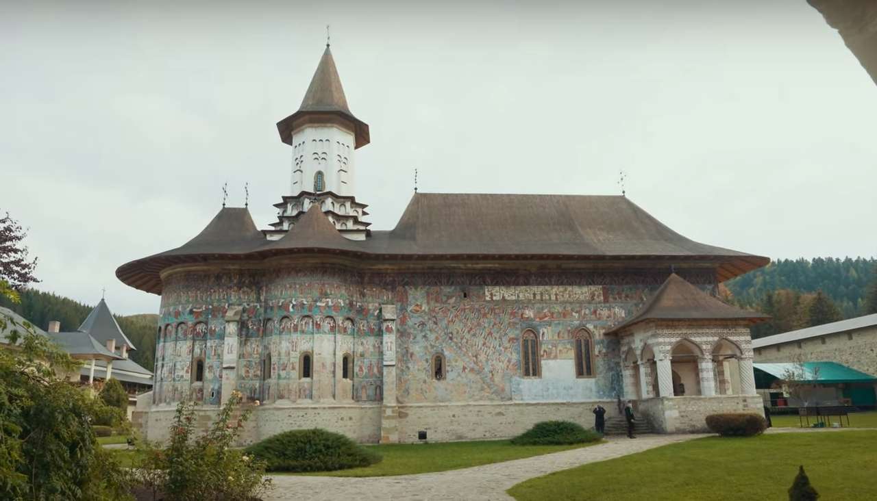 Voronet-klooster legpuzzel online