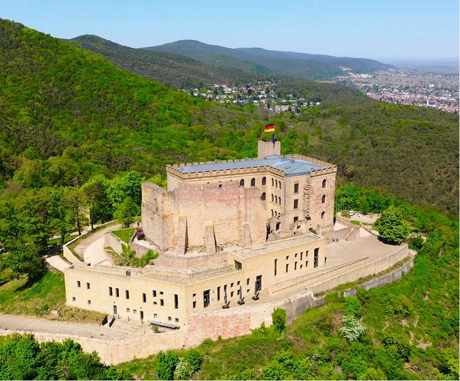 Castelul Hambach jigsaw puzzle online