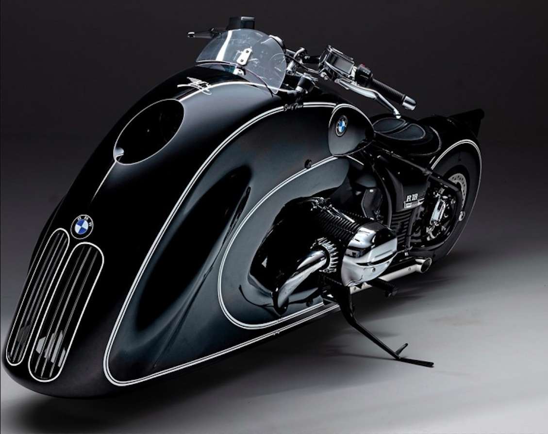 Deco BMW R 18 „Spiritul pasiunii” - ce plecare puzzle online