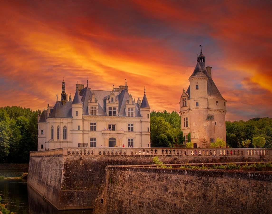 Frankrike-Chateau de Chenonceau och västerut Pussel online