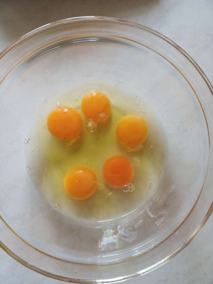 αυγά σε ένα μπολ online παζλ