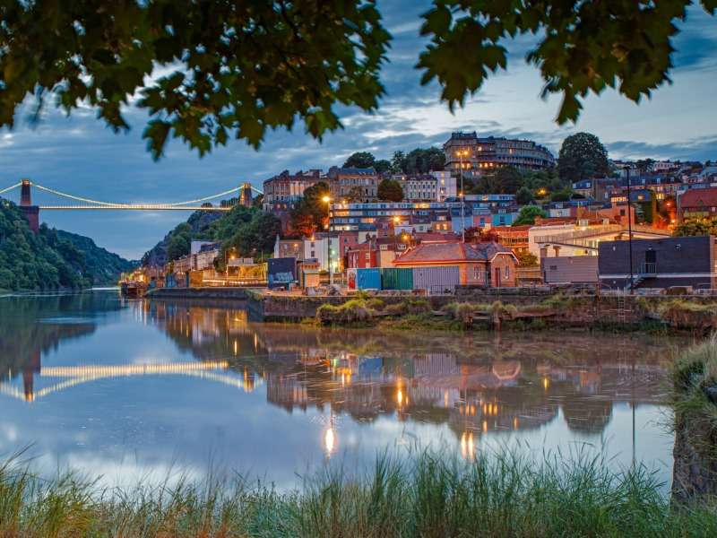 Anglia-Bristol-függőhíd az Avon folyón online puzzle