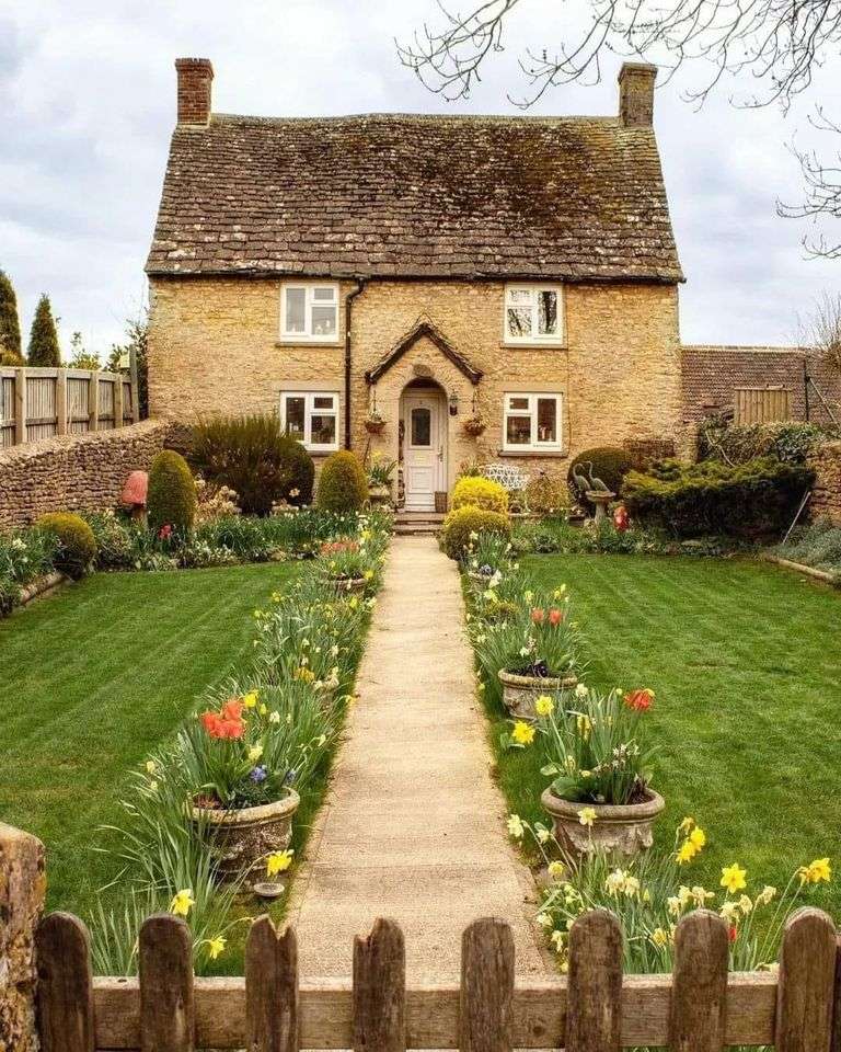 une maison avec un jardin puzzle en ligne