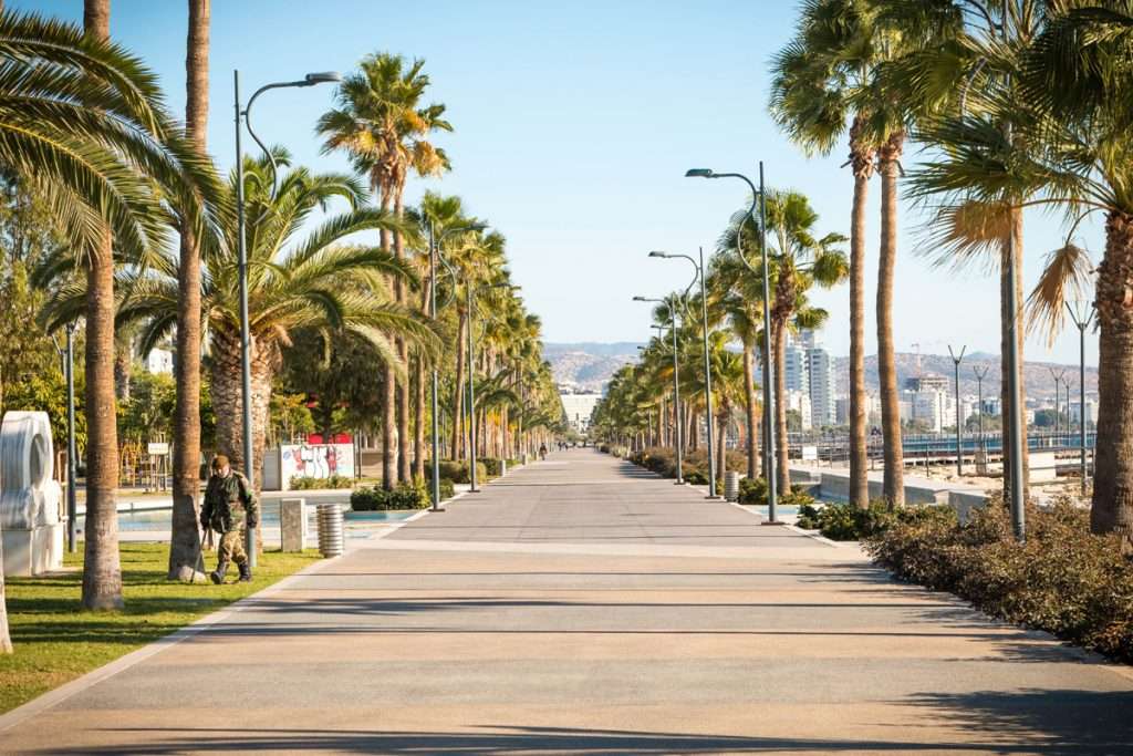 Limassol - Kypr. Dlouhá přímořská promenáda skládačky online